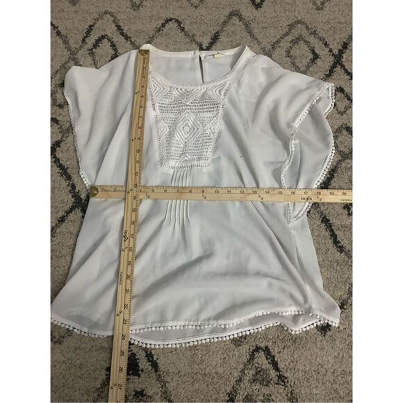 Beautiful  UNIQUE Anthropologie Meadow Rue Anele Crochet Top blouse size small G - Picture 8 of 8